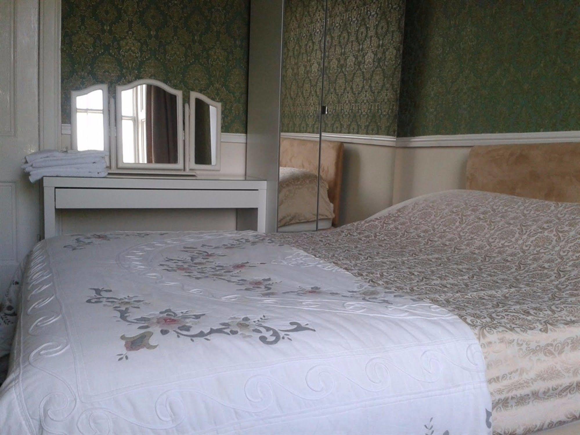Capital House Hotel Edinburgh Ngoại thất bức ảnh
