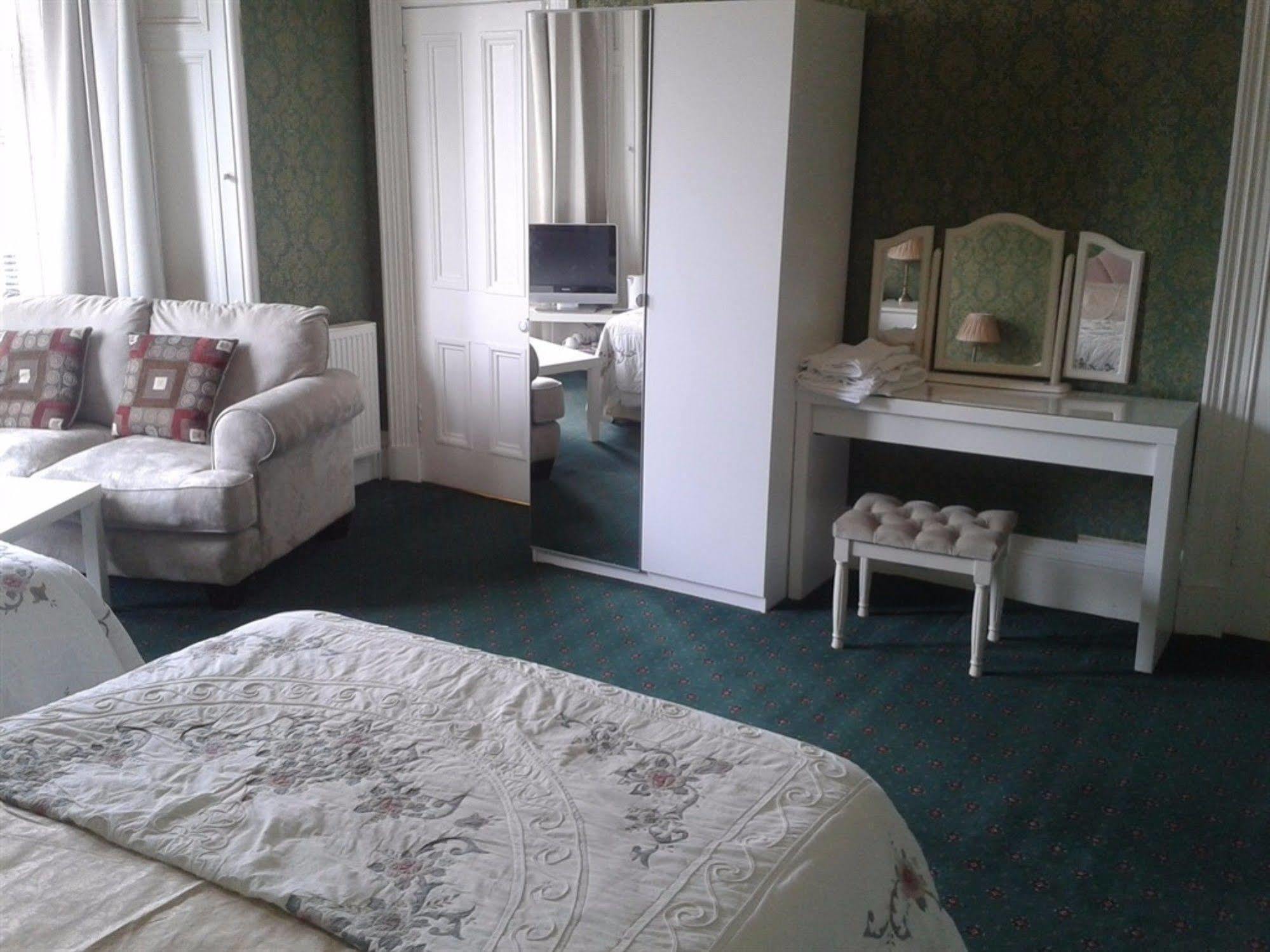Capital House Hotel Edinburgh Ngoại thất bức ảnh